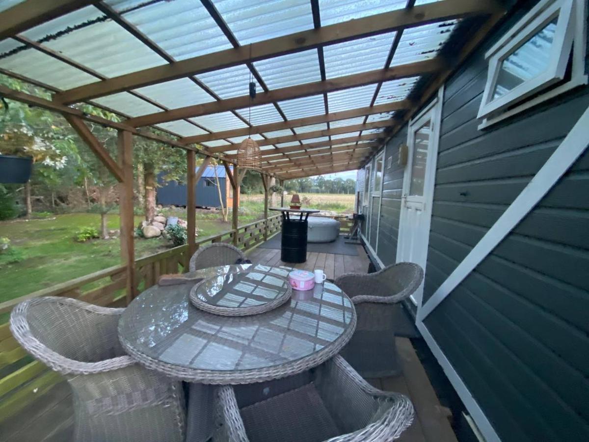 Chalet With Access To The Woods - No 147 Anloo ภายนอก รูปภาพ